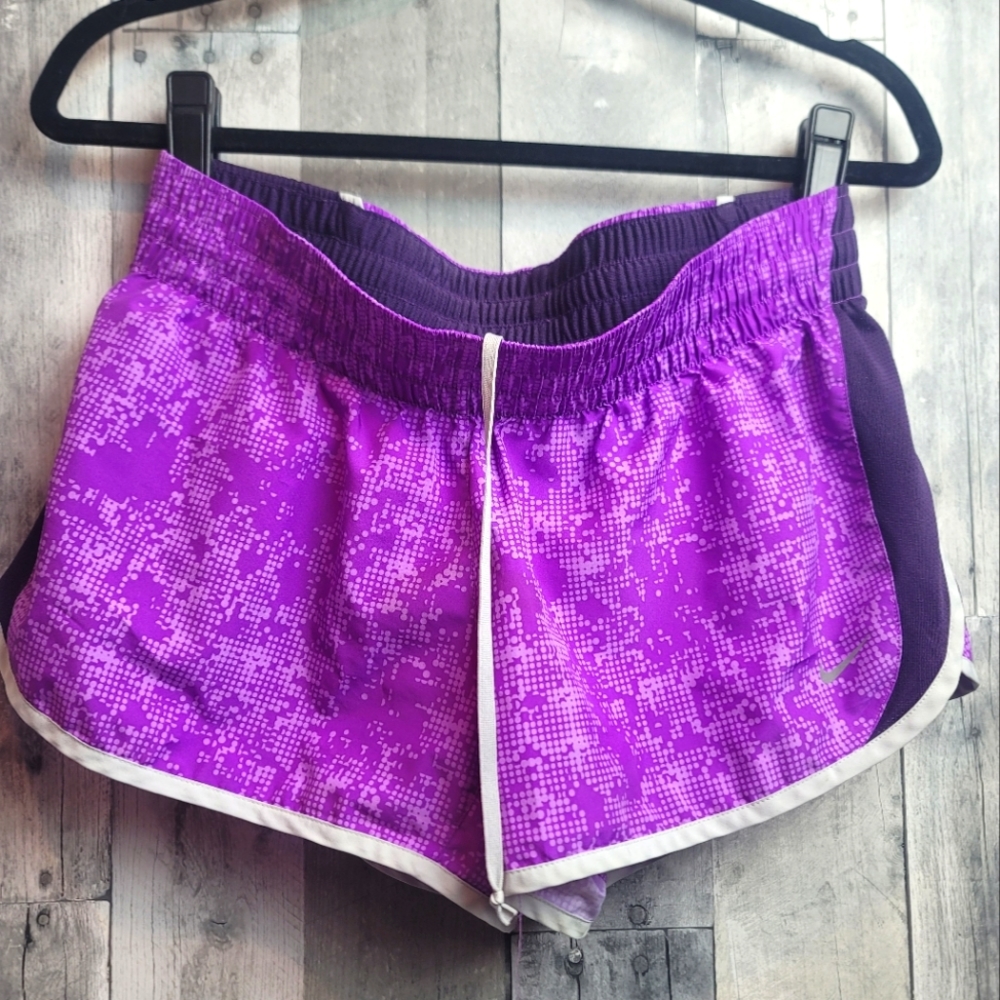 Nike Dri Fit Shorts L Womens